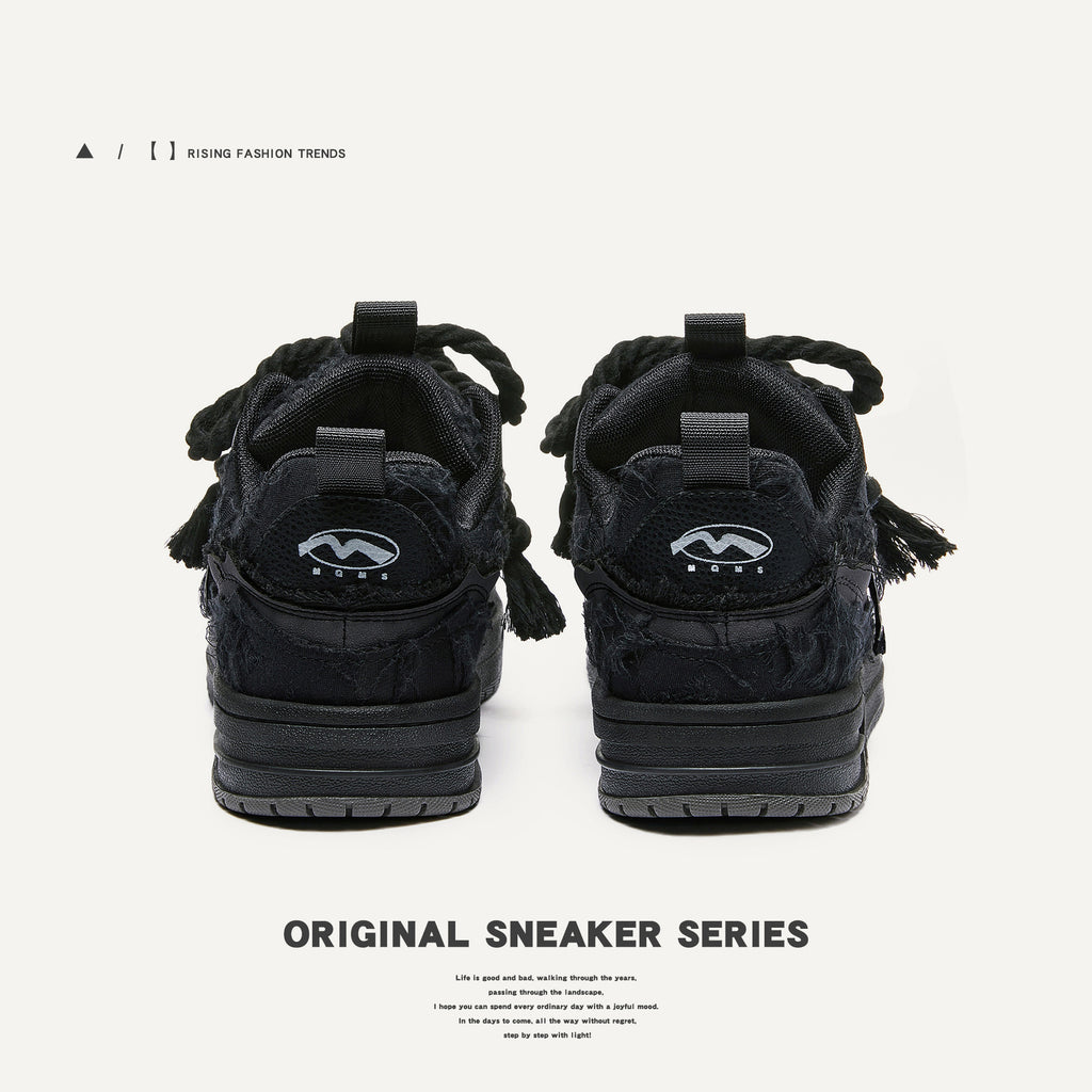 Trendy casual shoes
