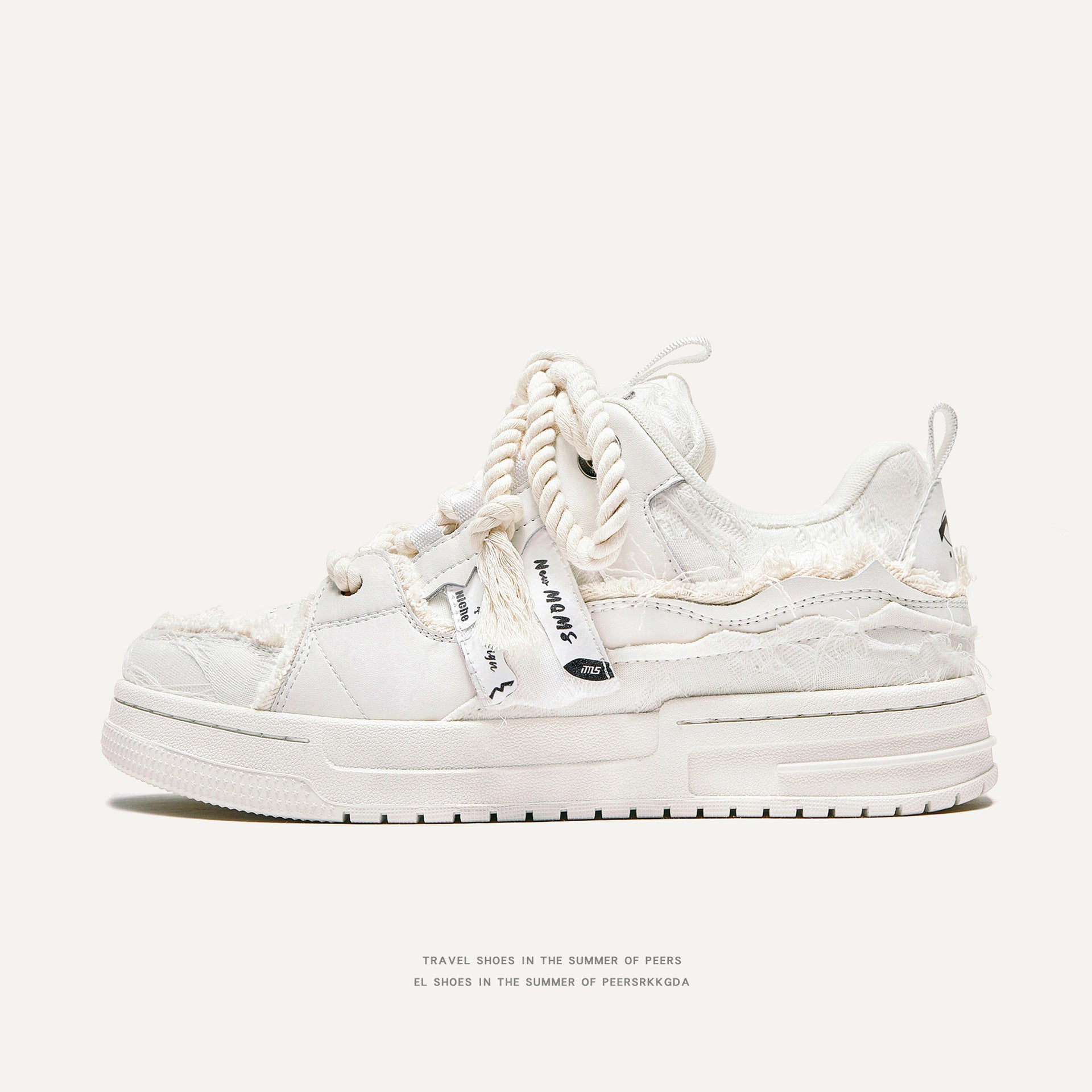 Trendy casual shoes